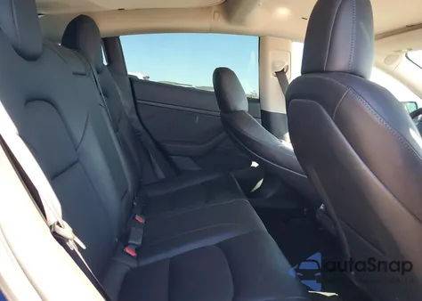 2022 Tesla Model 3 из США, поврежденный, VIN 5YJ3E1EB1NF174604